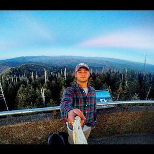 Meet your Posher, Avery